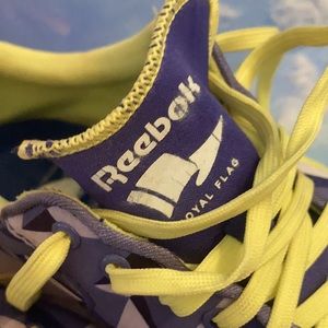 Reebok Women’s 9 light weight